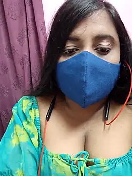 Snapshot of Tami-sonia chatting on May 4, 6:04 pm Tami-sonia online show from May 4, 6:04 pm