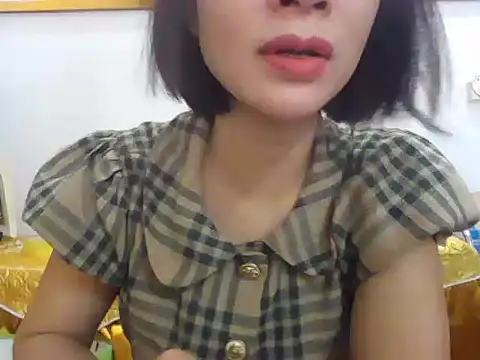 Snapshot of Lyna_2k chatting on April 9, 2:55 am Lyna 2k online show from April 9, 2:55 am