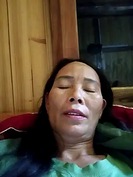 Snapshot of __Ruby01__ chatting on May 2, 4:23 pm Ruby01 online show from May 2, 4:23 pm