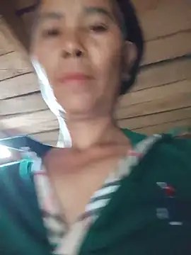 Snapshot of __Ruby01__ chatting on June 15, 10:39 am Ruby01 online show from June 15, 10:39 am