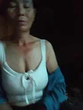Snapshot of __Ruby01__ chatting on July 1, 9:33 am Ruby01 online show from July 1, 9:33 am