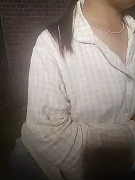 Snapshot of cat-kat chatting on June 11, 11:58 pm cat-kat online show from June 11, 11:58 pm