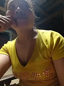 Snapshot of cat-kat chatting on August 9, 1:38 pm cat-kat online show from August 9, 1:38 pm