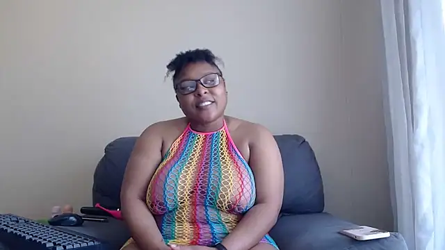xxZoeyx online show from May 23, 9:46 am