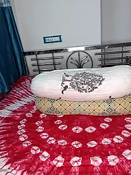 Snapshot of CamGirl_Neha chatting on May 24, 8:25 pm CamGirl Neha online show from May 24, 8:25 pm
