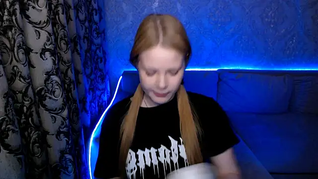 Snapshot of CaseySykes chatting on June 13, 7:01 pm CaseySykes online show from June 13, 7:01 pm