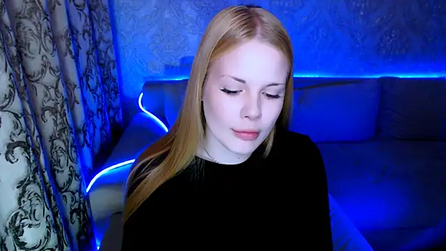 Snapshot of CaseySykes chatting on July 3, 4:46 pm CaseySykes online show from July 3, 4:46 pm