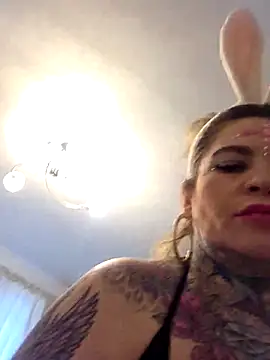 ellarealbrazilian online show from April 4, 10:57 am