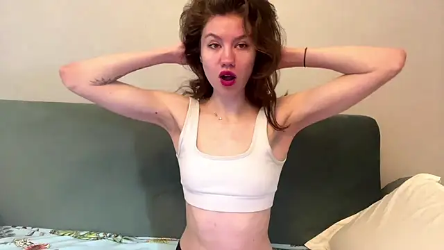 Snapshot of SelenaKiss_ chatting on May 26, 2:40 am SelenaKiss online show from May 26, 2:40 am