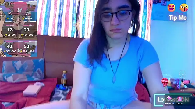 Snapshot of Ellaa_honey chatting on May 27, 4:26 pm Ellaa honey online show from May 27, 4:26 pm