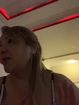 Ambar Hoot online show from March 31, 4:35 am