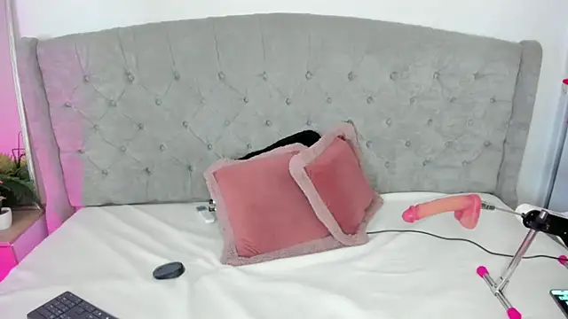 Snapshot of Biannca_Diaz_ chatting on July 12, 1:57 pm Biannca Diaz online show from July 12, 1:57 pm