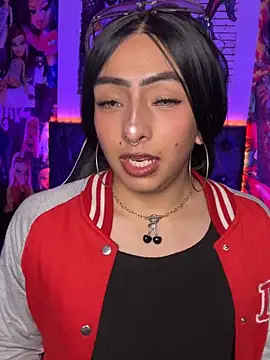 Snapshot of Sky__420 chatting on April 1, 12:44 am Sky 420 online show from April 1, 12:44 am