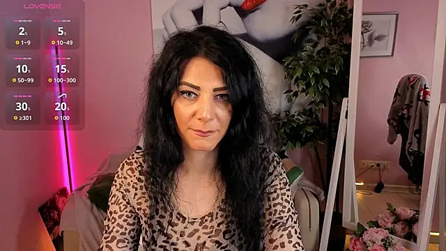 Ophyrix online show from April 4, 10:02 am