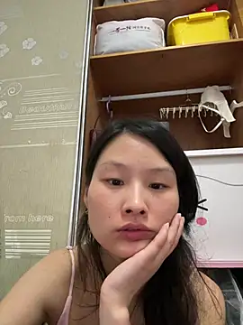 Snapshot of Zbnmji chatting on July 14, 10:43 am Zbnmji online show from July 14, 10:43 am
