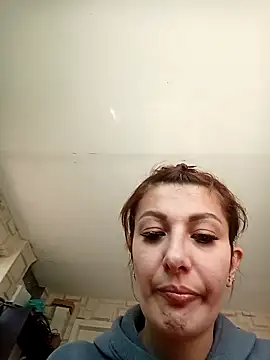 Snapshot of lisa_wey chatting on April 15, 12:12 pm lisa wey online show from April 15, 12:12 pm