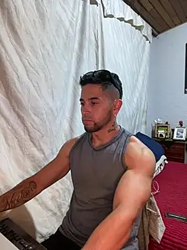 Sexmuscle17 online show from June 30, 10:00 pm