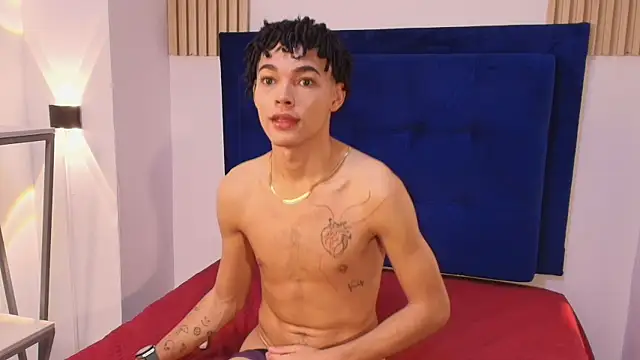 Enyer twin1 online show from March 31, 4:07 pm