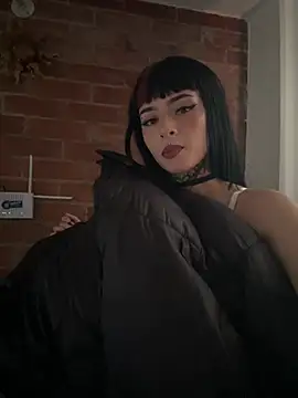 Snapshot of Babeel_ chatting on May 27, 9:56 pm Babeel online show from May 27, 9:56 pm