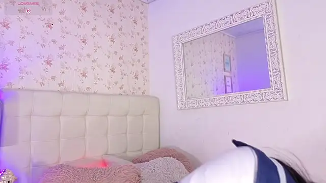 lia kitty0 online show from July 8, 11:42 pm