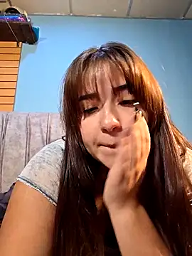 Snapshot of Salma_saad chatting on April 10, 2:28 am Salma saad online show from April 10, 2:28 am