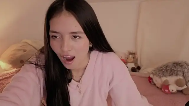 Snapshot of AMELIEEEX chatting on April 7, 4:46 am AMELIEEEX online show from April 7, 4:46 am