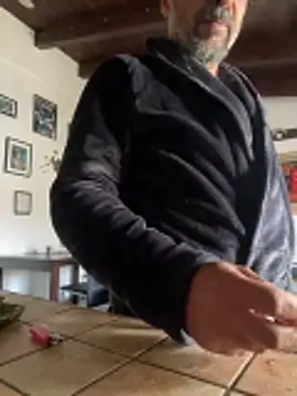 Snapshot of lucas19775 chatting on March 31, 2:17 pm lucas19775 online show from March 31, 2:17 pm