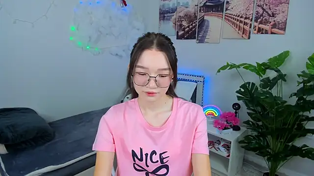 syuri sun online show from June 16, 3:14 pm