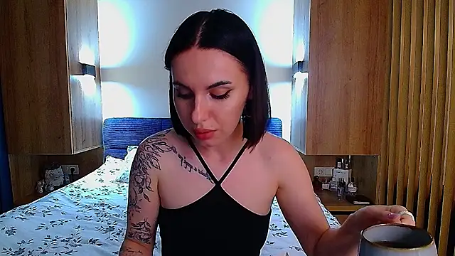Sour Berry  online show from May 31, 6:42 pm