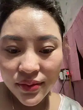 Snapshot of Lina-Naughty chatting on June 19, 3:38 pm Lina-Naughty online show from June 19, 3:38 pm