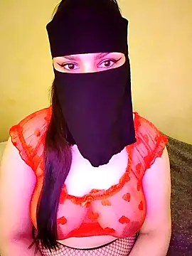Queen Lola online show from April 27, 3:32 pm