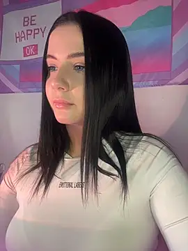 L0LA XO online show from April 2, 10:46 am