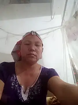 Snapshot of jikey-bibi chatting on April 24, 1:57 pm jikey-bibi online show from April 24, 1:57 pm