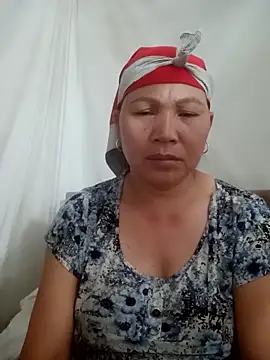 Snapshot of jikey-bibi chatting on May 5, 1:30 pm jikey-bibi online show from May 5, 1:30 pm