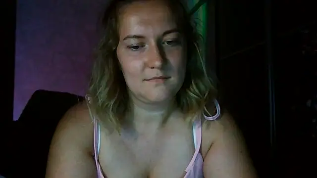 Snapshot of TinaKittyX chatting on July 28, 7:50 pm TinaKittyX online show from July 28, 7:50 pm
