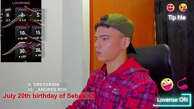 Snapshot of sebascuterouss chatting on July 19, 12:42 pm sebascuterouss online show from July 19, 12:42 pm