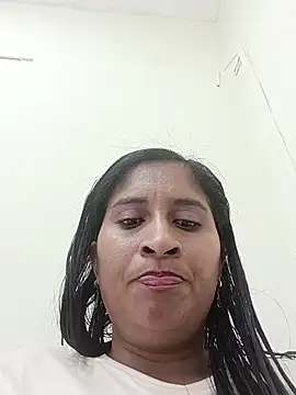 Snapshot of SofiaMendez1_ chatting on July 15, 6:24 pm SofiaMendez1 online show from July 15, 6:24 pm