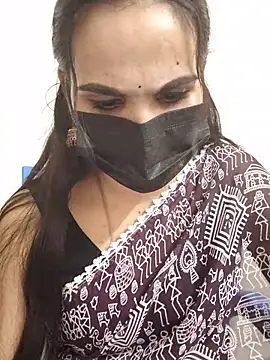 Snapshot of Shakshana-queen chatting on June 2, 9:33 am Shakshana-queen online show from June 2, 9:33 am
