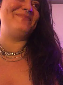 Snapshot of Jasmynehot chatting on July 25, 3:20 pm Jasmynehot online show from July 25, 3:20 pm