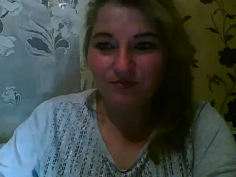 Snapshot of Xuliganka86 chatting on April 2, 4:59 pm Xuliganka86 online show from April 2, 4:59 pm