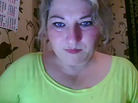 Snapshot of Xuliganka86 chatting on April 12, 3:50 pm Xuliganka86 online show from April 12, 3:50 pm