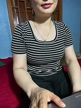 Snapshot of Ava_xxx chatting on July 4, 7:25 am Ava xxx online show from July 4, 7:25 am
