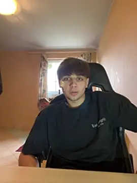 Snapshot of original_guys chatting on April 8, 12:16 pm original guys online show from April 8, 12:16 pm