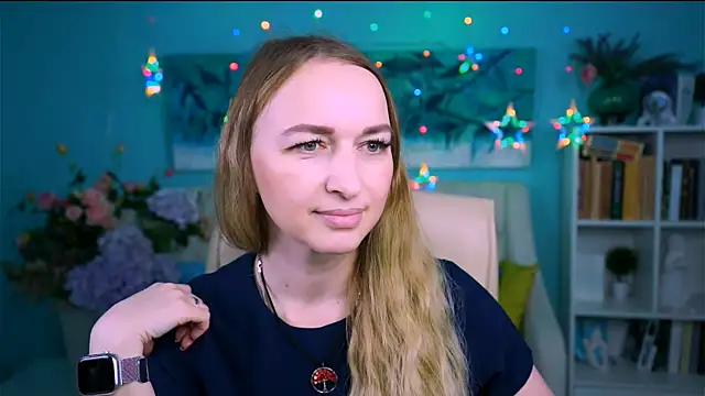 MiaHarrison  online show from April 5, 8:33 am