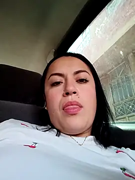 Lesli 26 online show from April 4, 2:03 pm