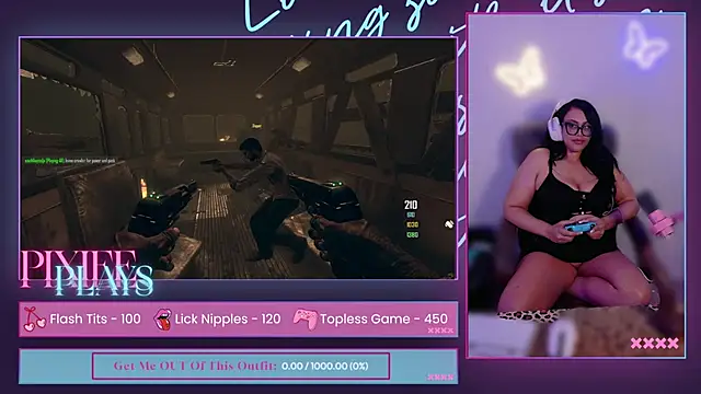 PixieePlays online show from April 13, 3:12 am