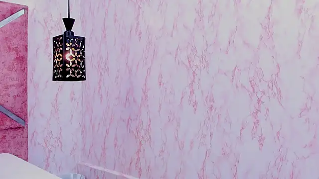 Snapshot of Lila_Horney chatting on April 4, 2:25 pm Lila Horney online show from April 4, 2:25 pm