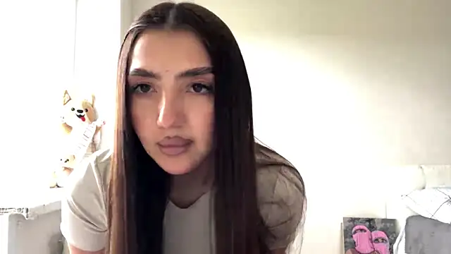 Snapshot of AlvinaMair chatting on May 29, 6:33 am AlvinaMair online show from May 29, 6:33 am