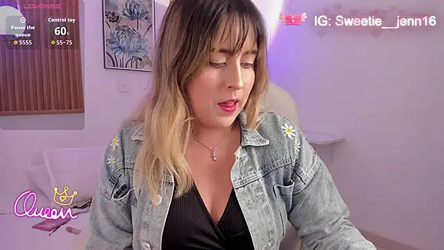 Snapshot of jenny_Dream_ chatting on June 4, 8:37 pm jenny Dream online show from June 4, 8:37 pm