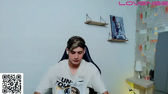 flaquito    online show from May 30, 8:28 pm